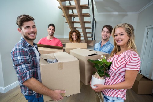 Moving van service for West Kensington homes and flats