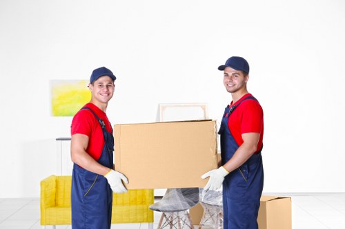 Moving truck service for West Kensington residential relocations