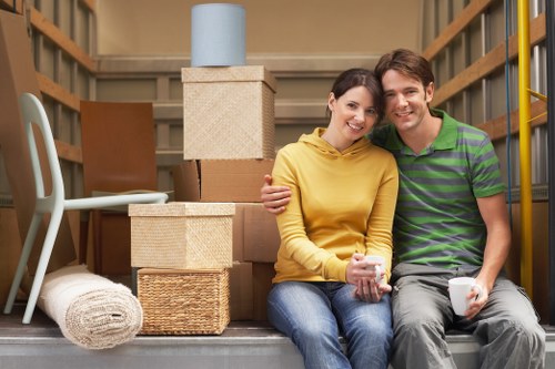 Local moving team navigating access challenges in West Kensington