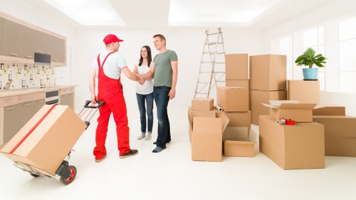 Local moving team handling access challenges in West Kensington